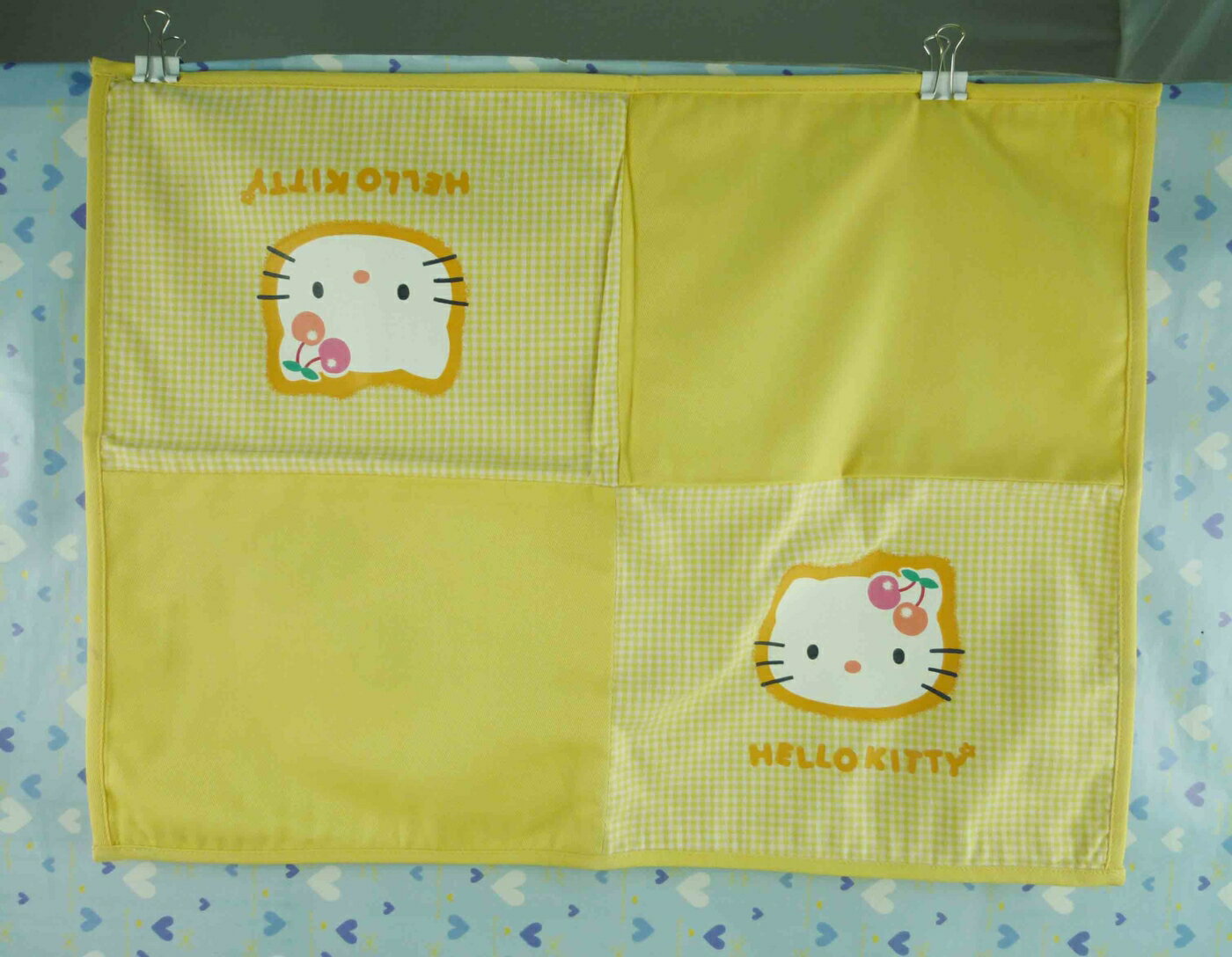 【震撼精品百貨】Hello Kitty 凱蒂貓 餐墊-黃格【共1款】 震撼日式精品百貨