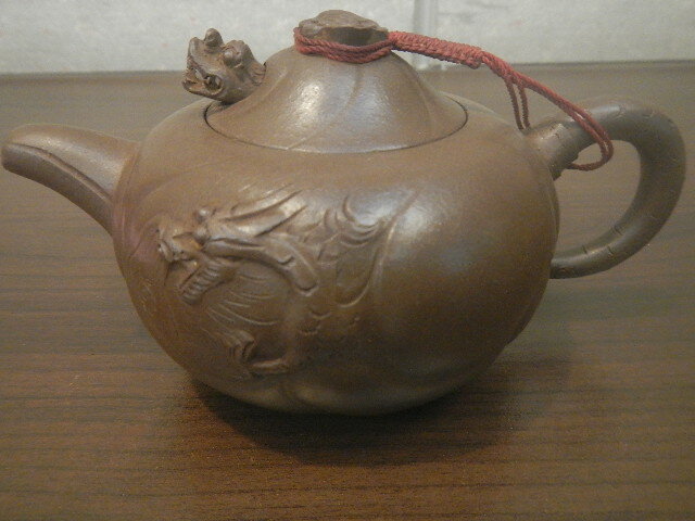 中國古風  經典精品魚化龍紫砂壺  僅此一件  180CC