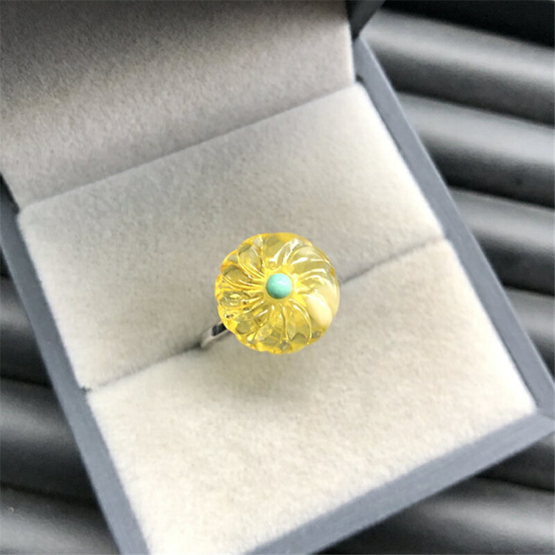 天然蜜蠟小花戒指 白銅鍍銀鑲嵌活口 隨機發貨 Y1484