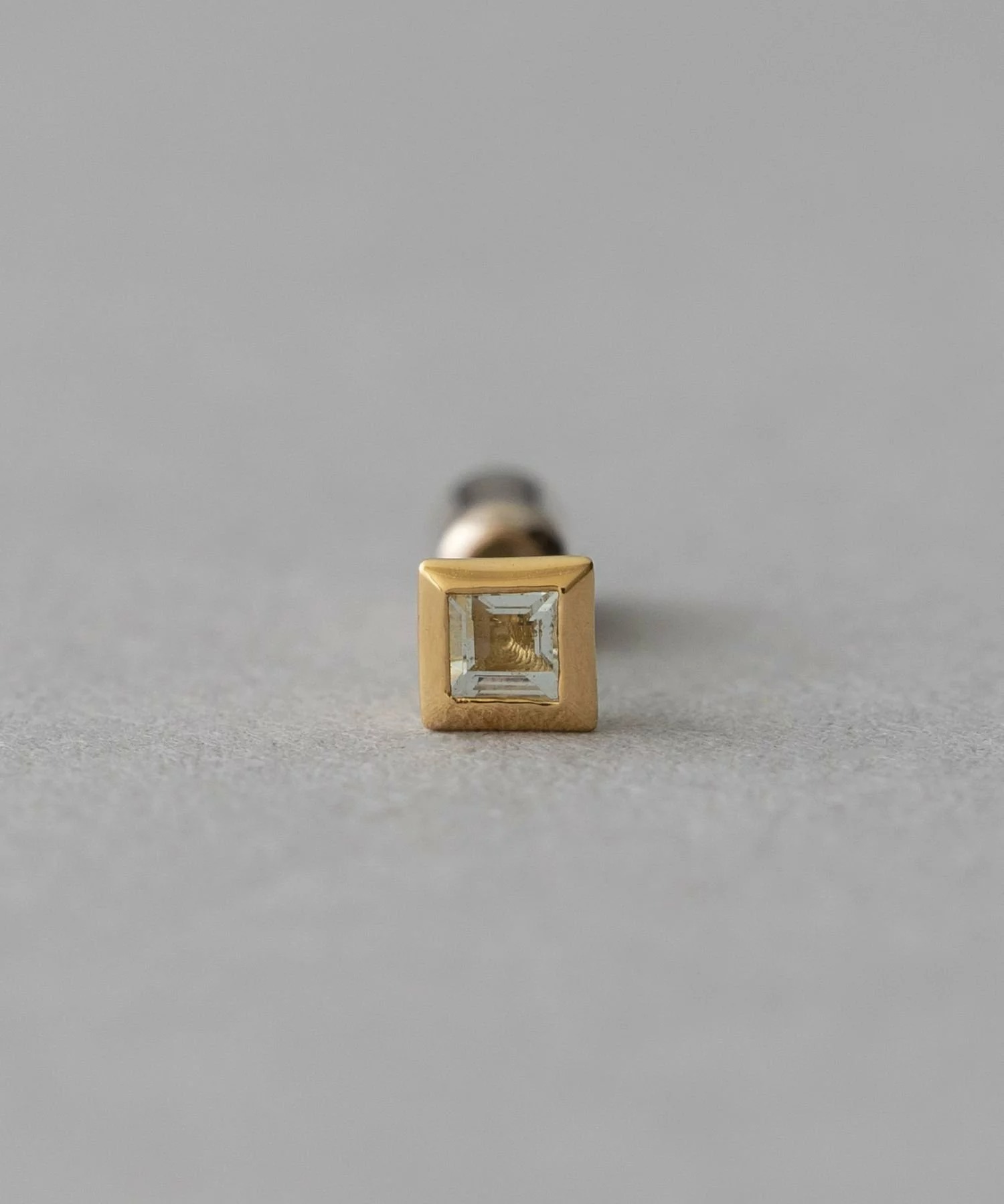 [bijoux] ete K18YG 海藍寶石方形單耳環 | 耳環 送禮 情人節 [Rakuten Fashion]