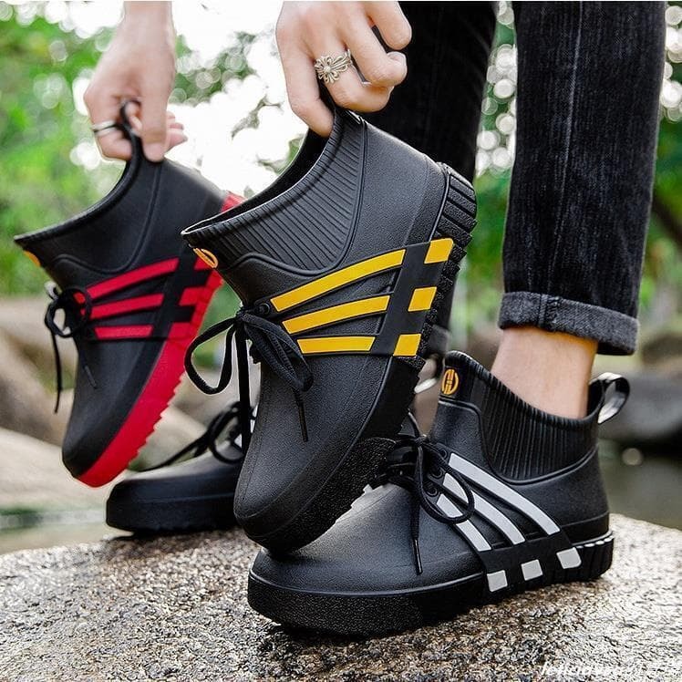 （爆款熱賣）（國際精品）【公司貨】手電筒 強光手電筒 充電手電筒 超亮遠射 戶外手電筒 小型變焦超長續航 迷妳遠射超亮 便攜騎行燈