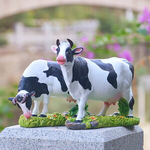 仿真小奶牛擺件美陳造景動物牛模型玻璃鋼工藝品花園庭院景
