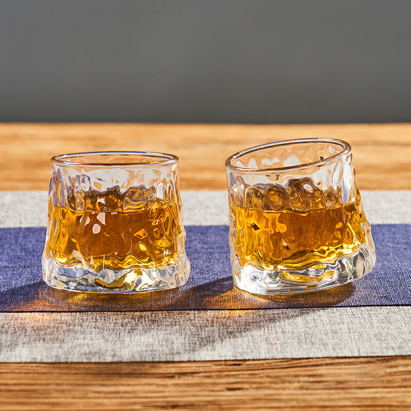 耐熱玻璃杯高顏值水杯果汁飲料杯威士忌洋酒杯家用咖啡旋轉解壓杯