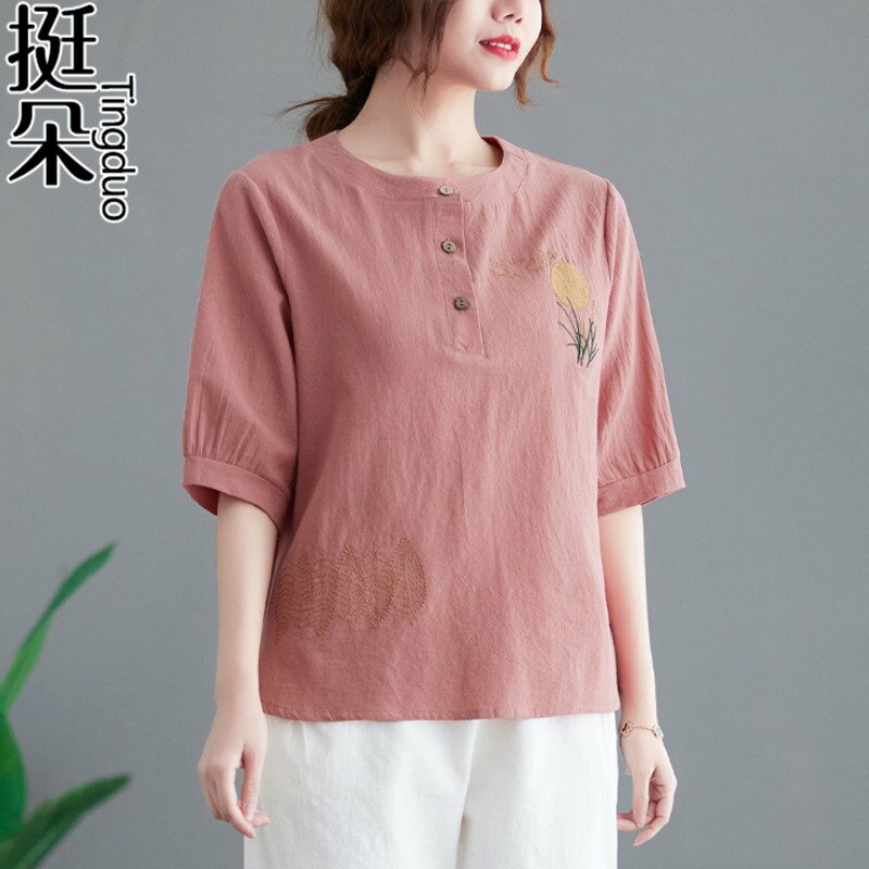 2022夏季新款寬松大碼繡花T恤五分袖立領女士 上衣民族風襯衫女裝