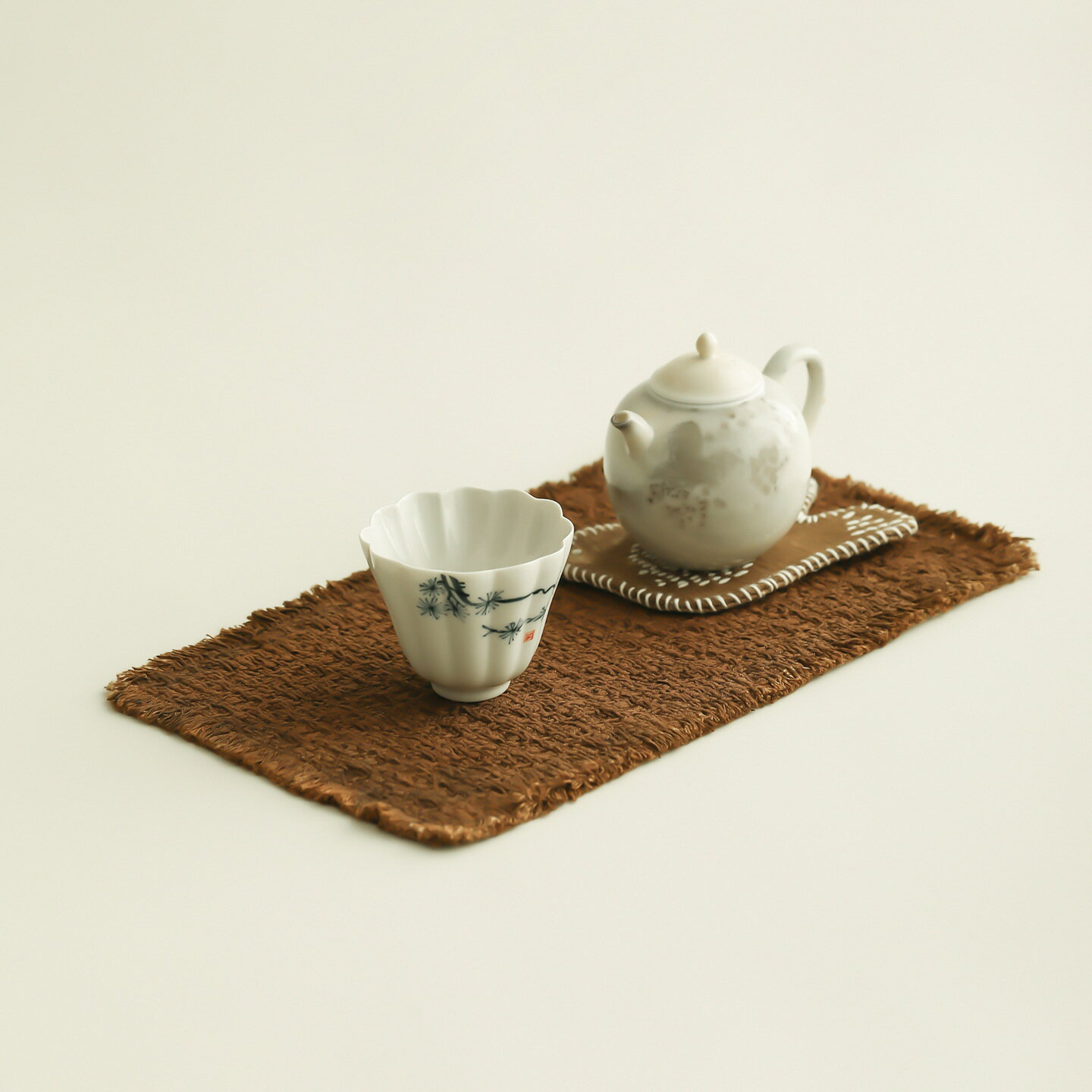 釉下彩手繪青松茶杯個人專用主人杯高腳單杯高檔草木灰功夫茶具