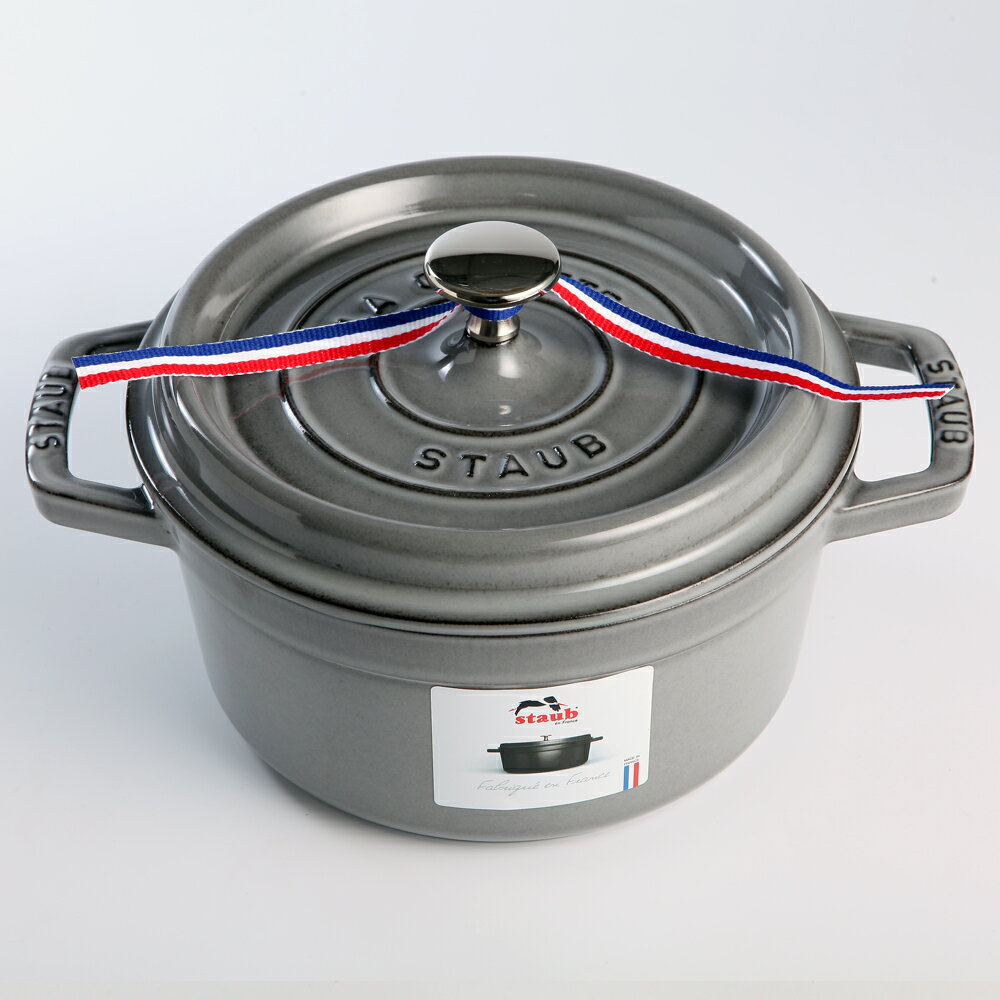 法國Staub 圓形琺瑯鑄鐵鍋湯鍋燉鍋炒鍋22cm 2.6L 石墨灰法國製| Casa