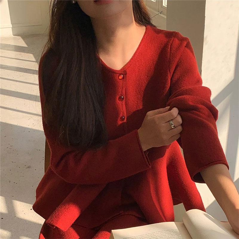 ANNAS 紅色毛呢傘狀套裝 毛衣外套長裙 氣質套裝 紅色套裝 貴婦 高級感 過年 新年 2024龍年喜氣穿搭 5