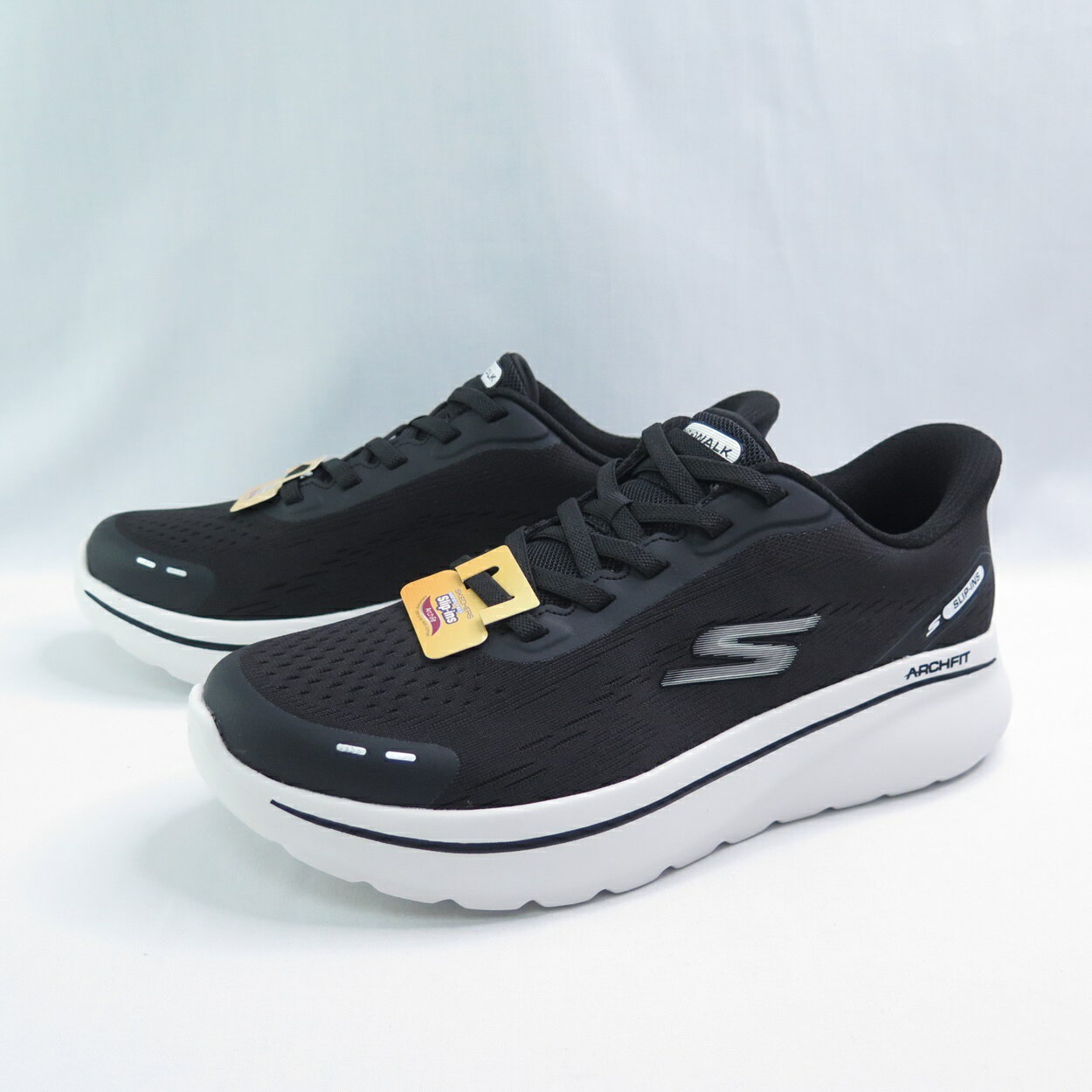 Skechers 217075BKW 男 健走鞋 GO WALK Arch Fit 瞬穿 黑【iSport愛運動】