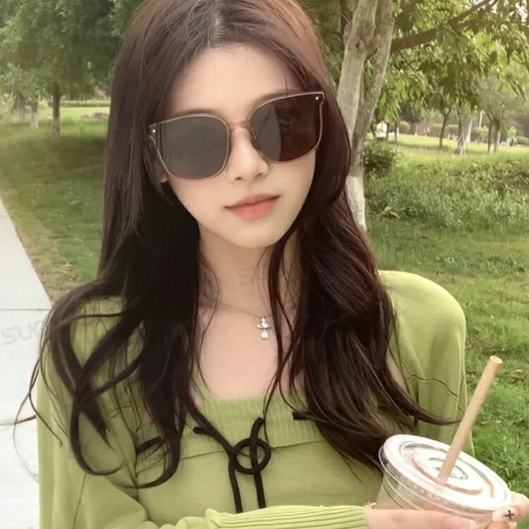 【新品】折疊墨鏡 韓國明星款偏光墨鏡 大框時尚墨鏡 黑灰色 男女適用 偏光摺疊太陽眼鏡 防眩光 抗UV400 7