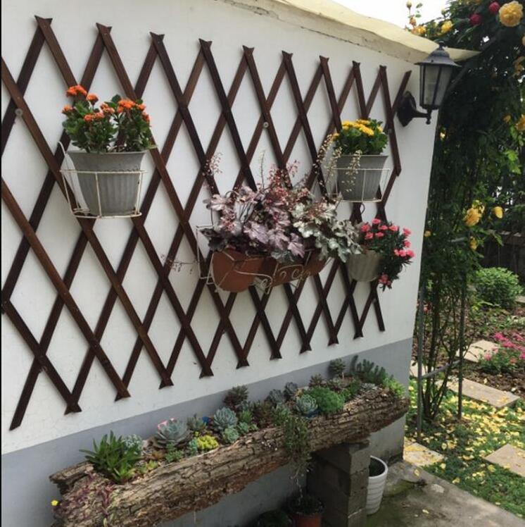 防腐木柵欄圍欄碳化木網格花架籬笆墻面裝飾白色伸縮拉網攀爬藤架