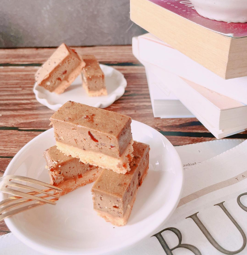 【超划算1+1】奧地利皇家起士條1盒+蛋糕1盒-可選口味!【龍泰(百佳)創意烘焙】 0