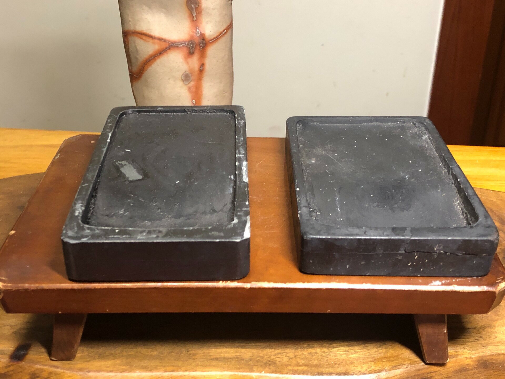 日本中古迴流老硯臺 兩只方端硯 磨損有裂特價處理