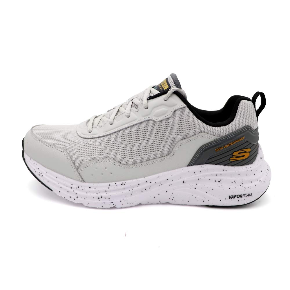 【全館滿額折】 Skechers Waterproof 灰白 寬楦 防水 網布 厚底 休閒 運動鞋 男款 B5596【新竹皇家232959WGRY】
