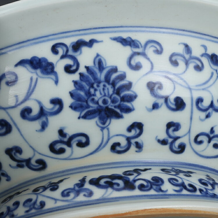 中国古董品 大明　宣德年制　纏枝蓮龍鳳紋果盒　 中国古美術　古瓷器　 古董古玩 置物 ｈｚ012 大明宣德年制纏枝蓮龍鳳紋果盤古董古玩收藏品仿古瓷器果盒| 協貿國際