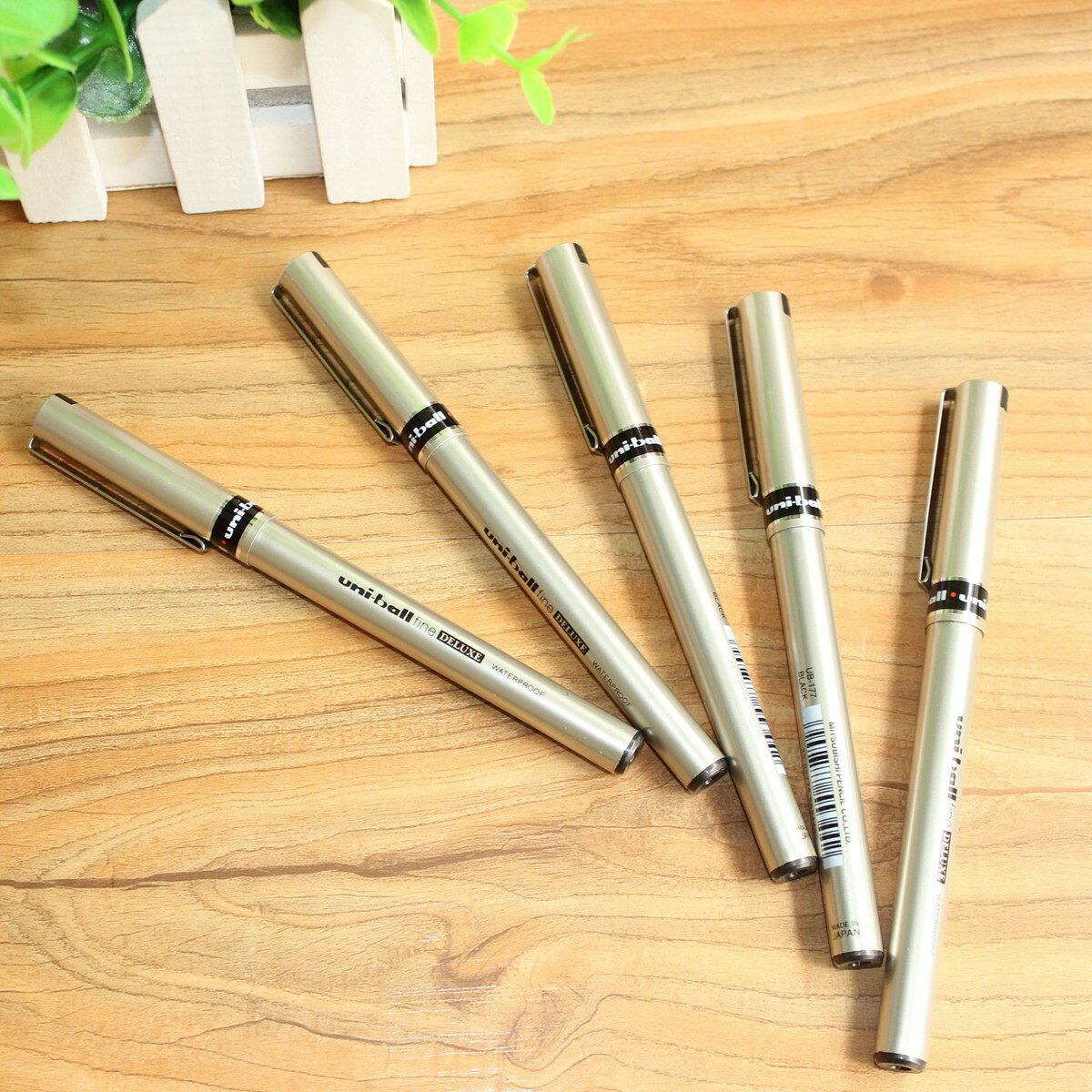 Uni三菱 UB-177 耐水性鋼珠筆 (0.7mm) 3