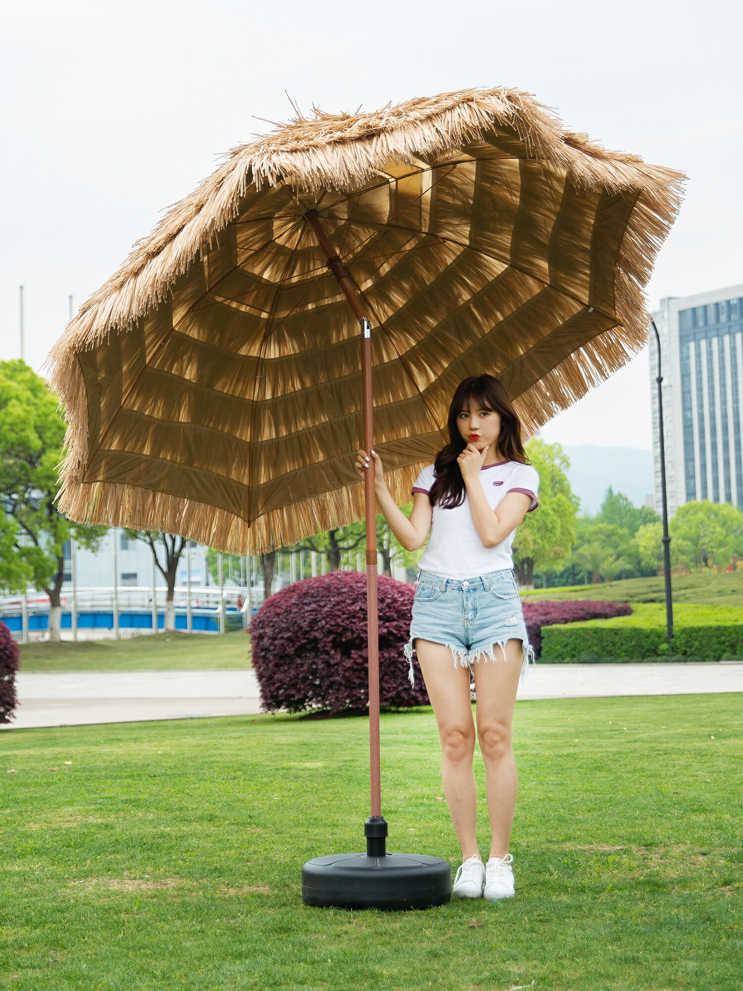 大戶外遮陽傘摺疊太陽傘沙灘傘稻草傘 茅草傘景區傘雨傘庭院傘