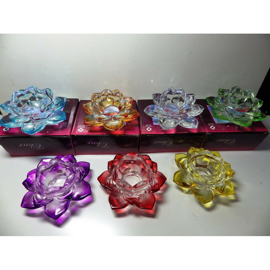 水晶蓮花做酥油燈供杯上直徑4.7公分蓮花直徑12公分高5.3公分底座直徑5公分