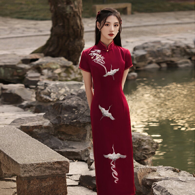 旗袍2022年新款女夏季年輕款高階高貴紅色改良連衣裙長款復古氣質