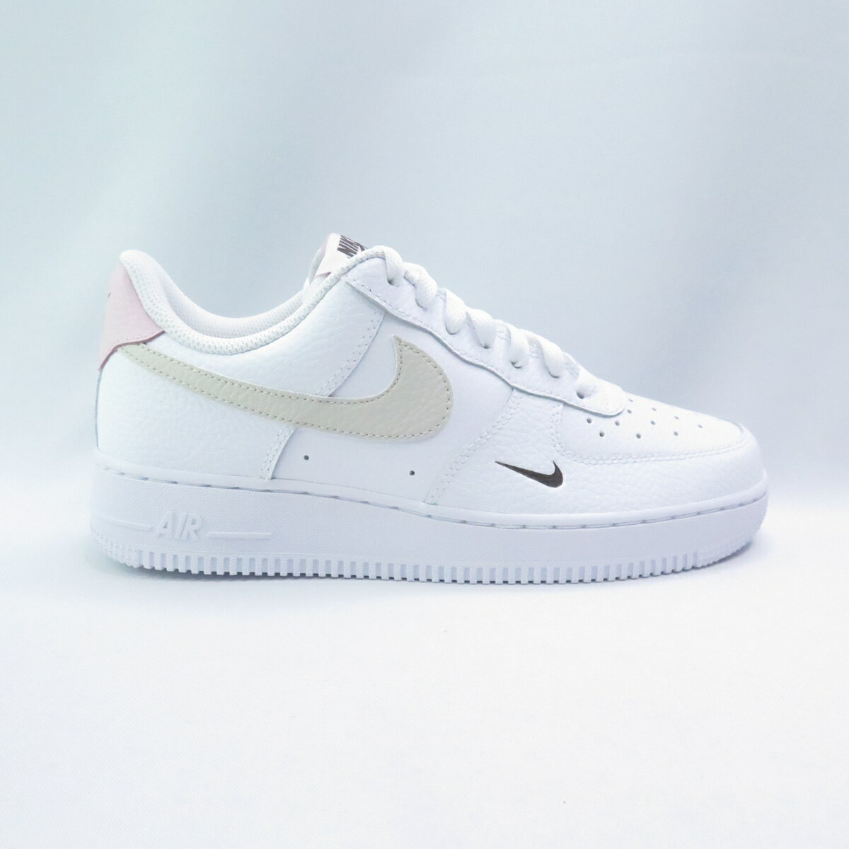 NIKE HF9992100 W Air Force 1 07 女休閒鞋 荔枝皮 白x泡沫粉【isport愛運動】