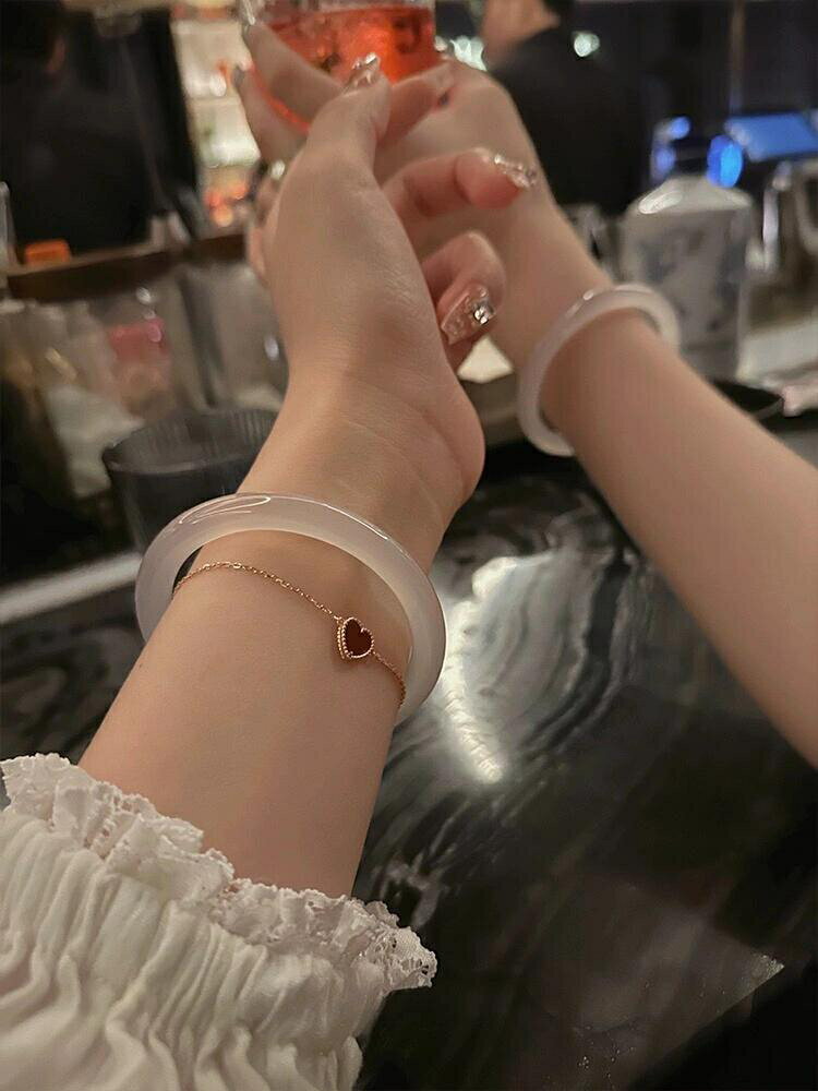 正品白月光玉髓細圓條手鐲高冰透翡翠瑪瑙玉手鐲荔枝凍美人鐲子【北歐居家生活】