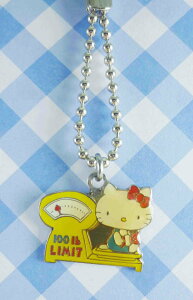 【震撼精品百貨】Hello Kitty 凱蒂貓 手機吊飾-黃磅秤(鐵鍊) 震撼日式精品百貨