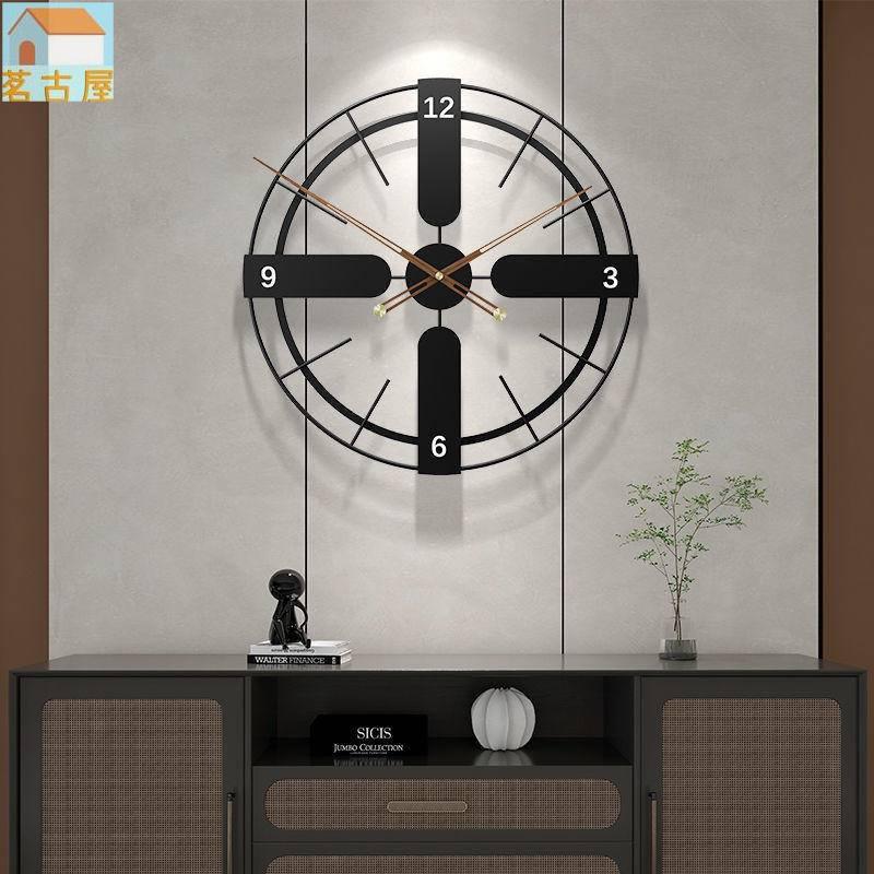 輕奢掛鐘簡約時尚掛鐘；創意藝術家用鍾飾臥室；客廳靜音時鐘北歐大氣掛錶