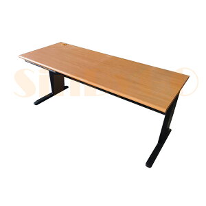 【鑫蘭家具】CD辦公桌 木紋桌黑色腳 W160*D70cm 主管桌 書桌 工作桌 閱讀桌 電腦桌