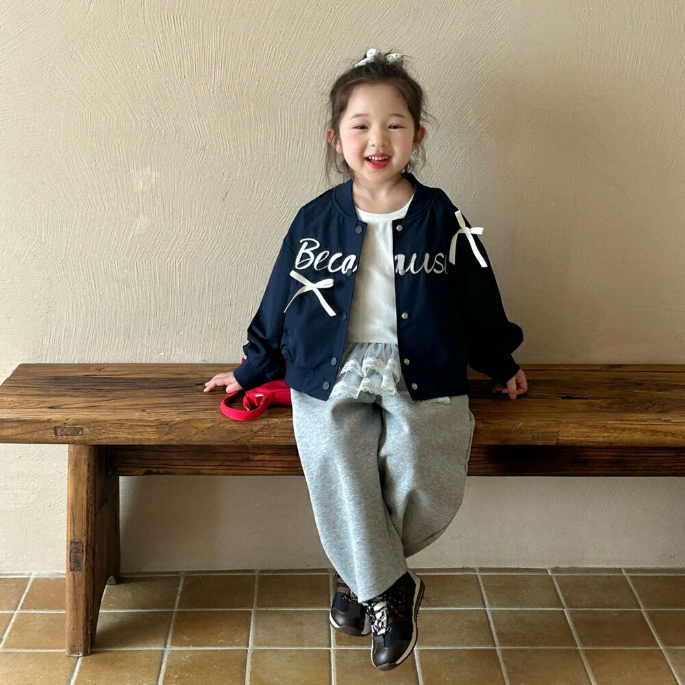 Baby童衣 兒童春秋外套 女童蝴蝶結刺繡棒球外套 女寶夾克外套 89142