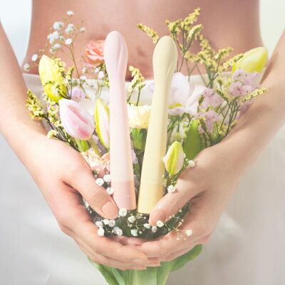 【官方直營】 iroha koharu 春之蓓蕾 現貨 情趣 自慰棒 女用 自慰 成人 情趣精品 按摩棒 防水 日本 粉紅 粉黃 電池式 免運