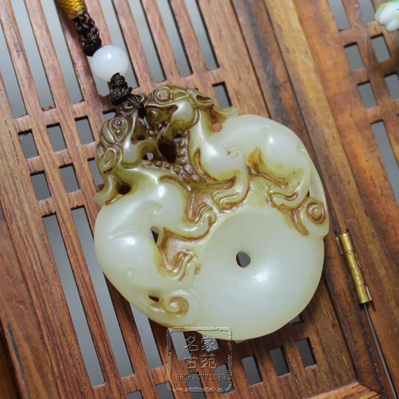 古玩雜項收藏復古做舊工藝品外蒙料雙面精雕貔貅平安扣吊墜把件1入