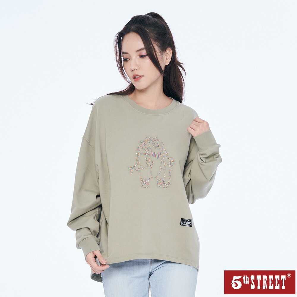 女裝 彩色線繡花熊寬版長袖T恤-綠色 山形 (560887) 【5th STREET】【APP下單天天10%回饋】 最高折426