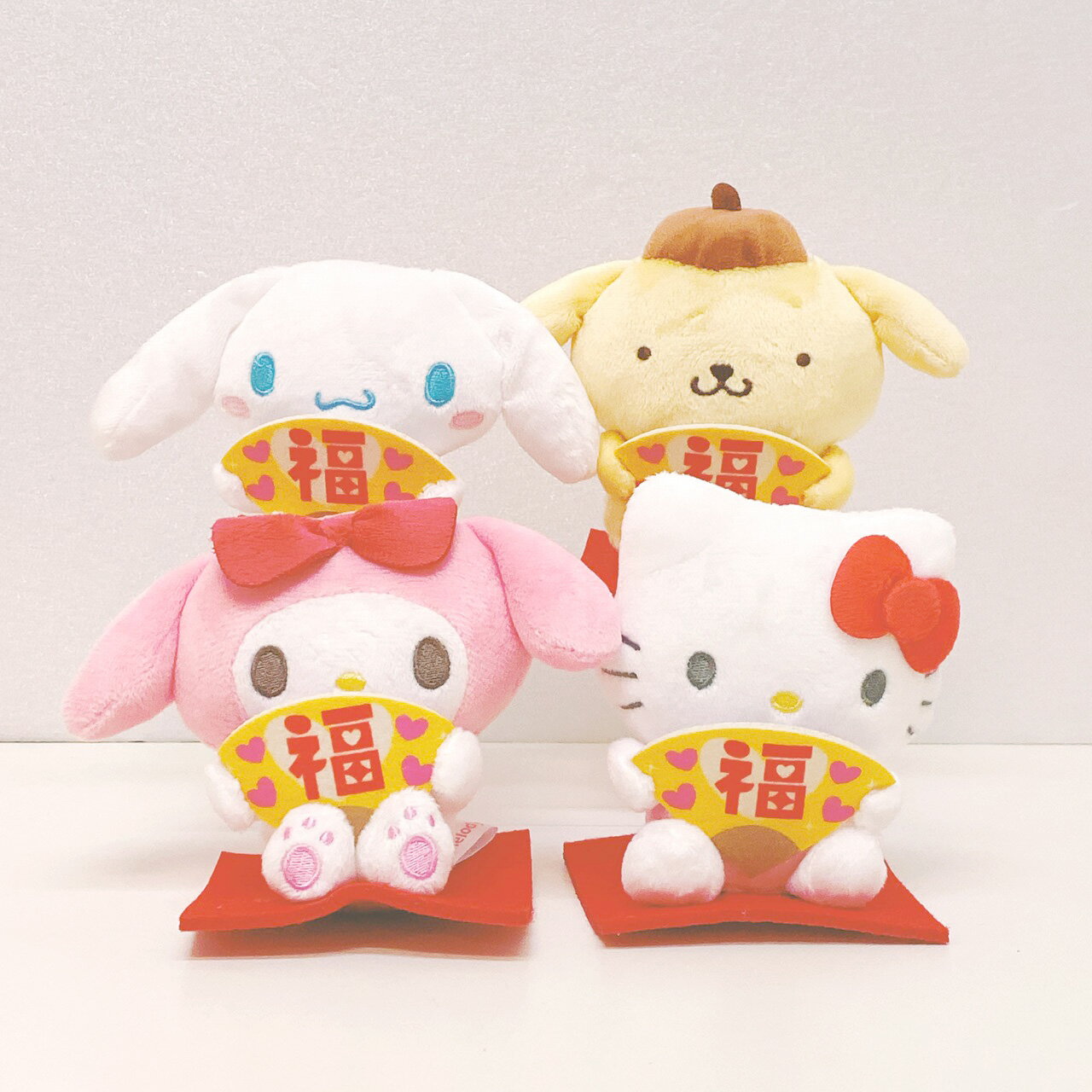 真愛日本 凱蒂貓 kitty 美樂蒂 大耳狗 布丁狗 日本7-11限定 扇 招福娃娃 娃娃 布偶 玩偶 禮物