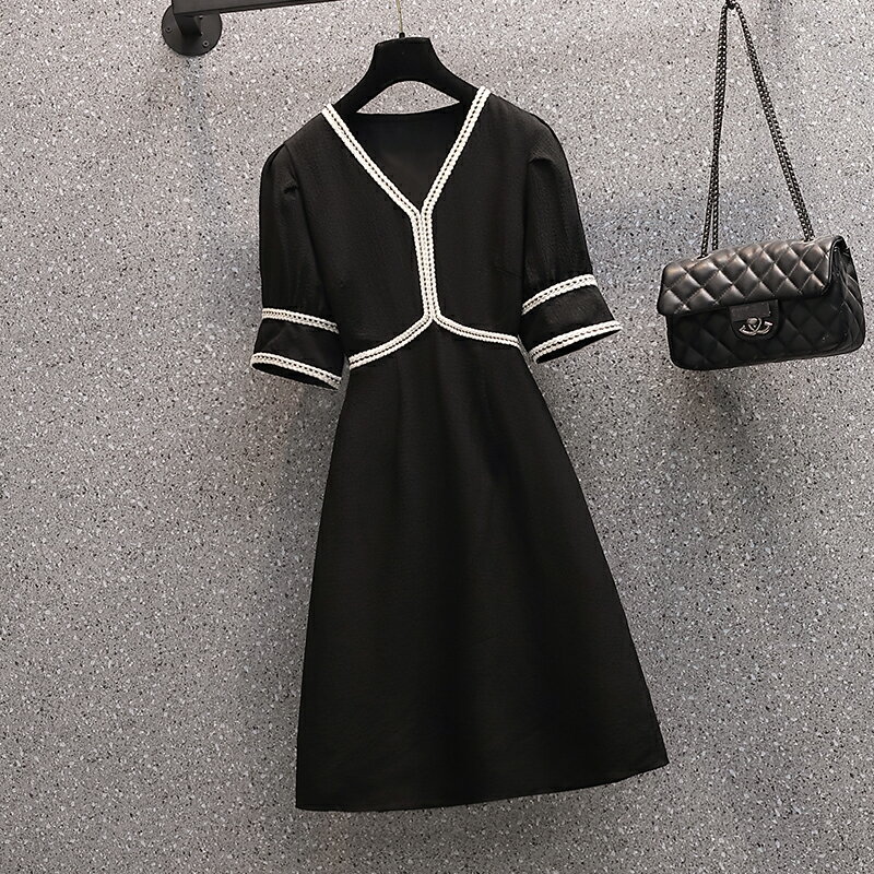品牌折扣店商場專櫃撤櫃女裝尾貨清倉夏裝赫本法式V領短袖連衣裙