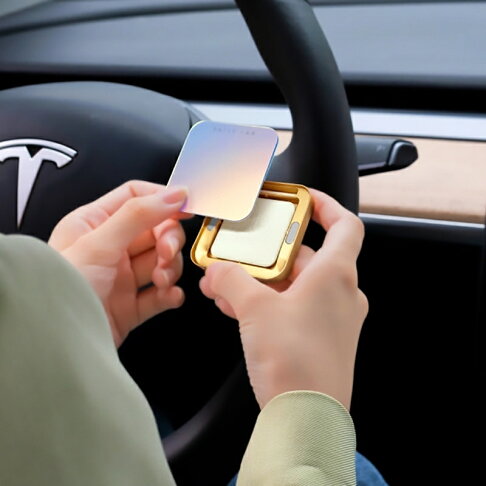 Daily Lab 特斯拉Tesla車用流光玻璃系列車載香氛盒DLCX5010含香氛膠囊(套裝組)【APP享6%回饋】 4