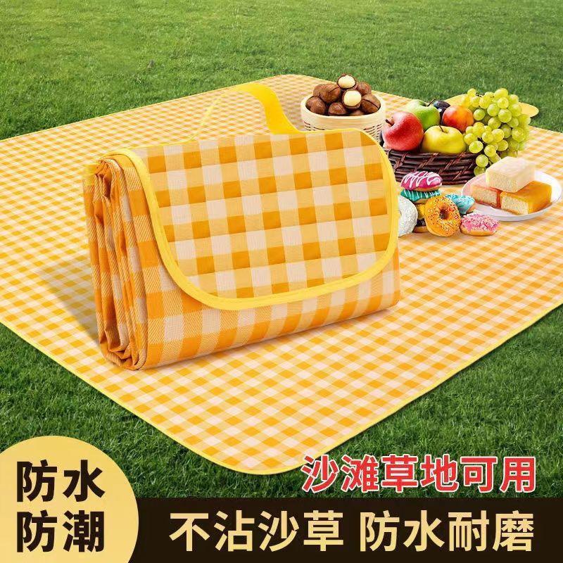 Outdoor picnic mat Moisture proof mat Thickened outdoor