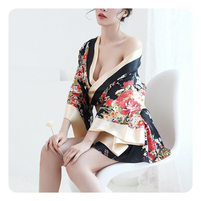 櫻花~性感日式和服套裝《H638》