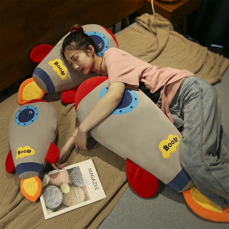 創意火箭抱枕靠墊床上睡覺抱枕兒童女生公主床頭靠墊沙發靠枕專用