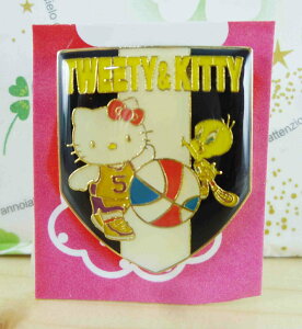 【震撼精品百貨】Hello Kitty 凱蒂貓 KITTY&TW徽章-黑白 震撼日式精品百貨