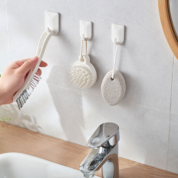 日本KM 特小號無痕掛勾 收納掛鈎 幼兒園牆面鑰匙勾 裝飾品掛勾