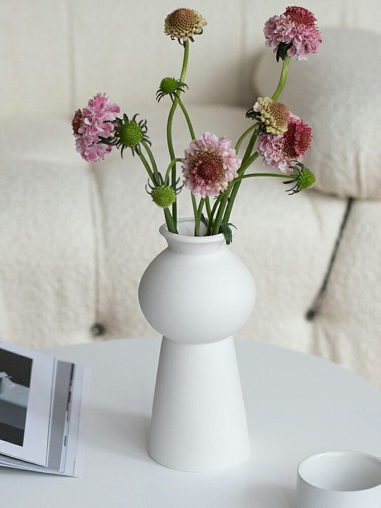 wo+北歐風抽象人臉藝術擺件陶瓷花瓶簡約插花客廳桌面擺放裝飾品