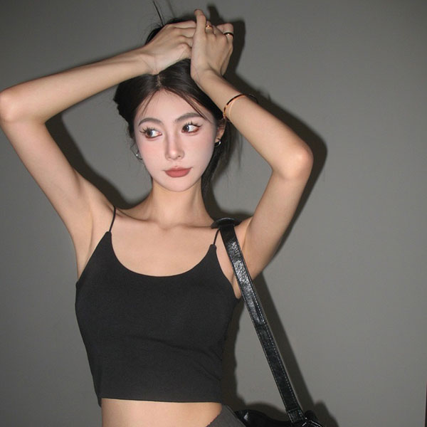 ANNAS 特價 後扭結細肩罩杯BRATOP背心 美背 細肩帶 大露背 無痕背心 胸墊 罩杯 性感 爆乳 辣妹 韓國 4