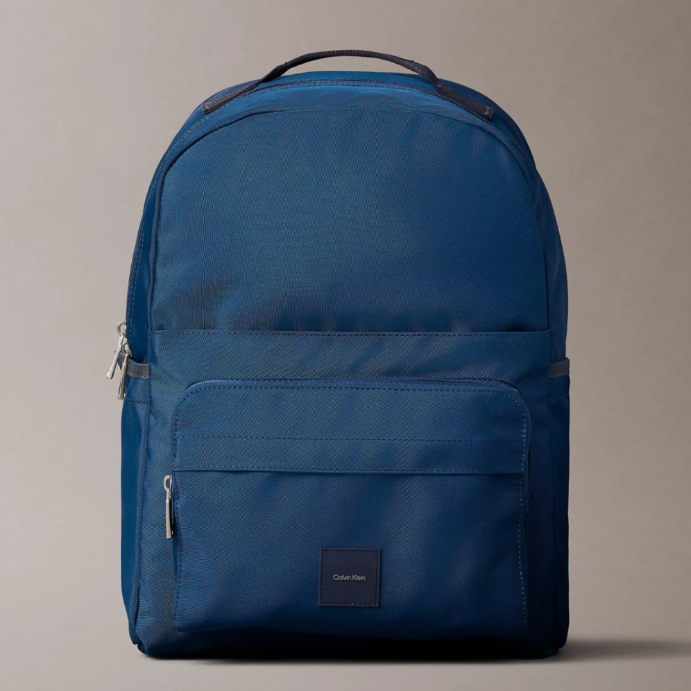 Calvin Klein 多功能雙拉鍊後背包 帆布後背包 聚酯纖維材質 公事包後背包 C06013 藍色CK(現貨)▶指定Outlet商品5折起☆現貨【送禮首選★APP下單點數4倍送】