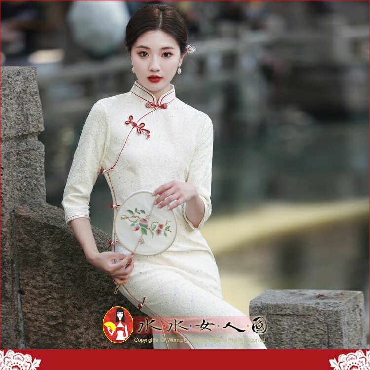 複合蕾絲七分袖長旗袍 復古中國風經典改良式時尚修身顯瘦日常連身裙洋裝～美麗優雅風～芊串(杏)。水水女人國
