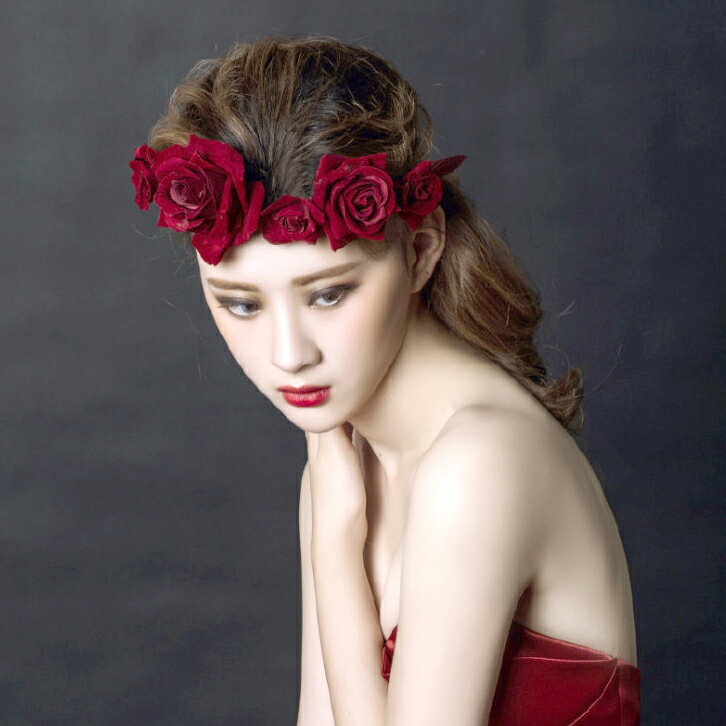 中式新娘頭飾紅色玫瑰花朵邊夾頭花晚宴結婚紗發飾品女敬酒服配飾1入