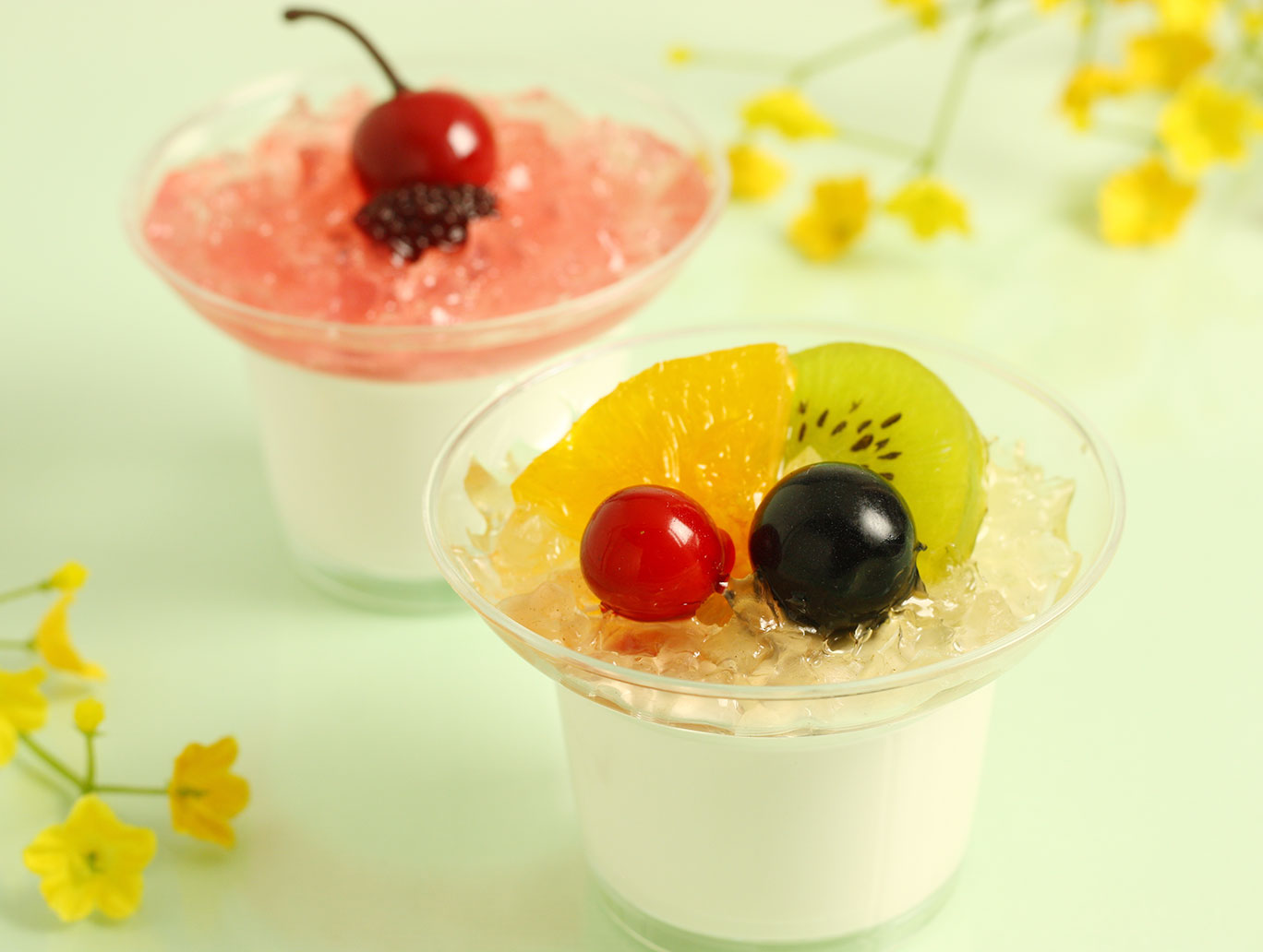 【B8255】慕斯甜品杯 冰淇淋聖代杯 塑膠甜筒杯 170mL附蓋 特殊曲線造型 手拿杯 一次性塑料杯 透明度高 零售 家用小量DIY 量大可議【APP滿額下單10%點數(單一帳號最高1500點)】8/31止