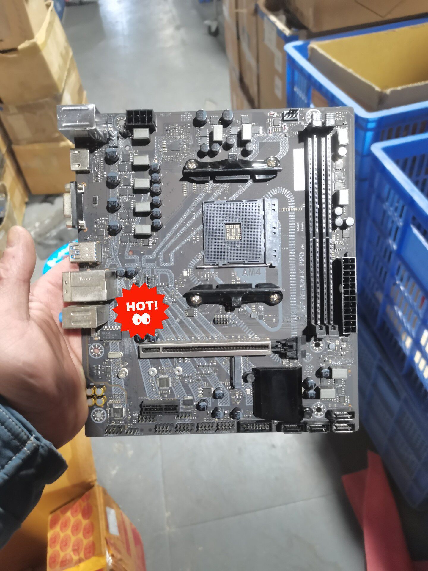 七彩虹A520M-K PRO V14 AM4主機板 超值現貨 測試全好無暗疾 帶檔板附CPU扣具 安心保固 實物拍攝 穩定耐用